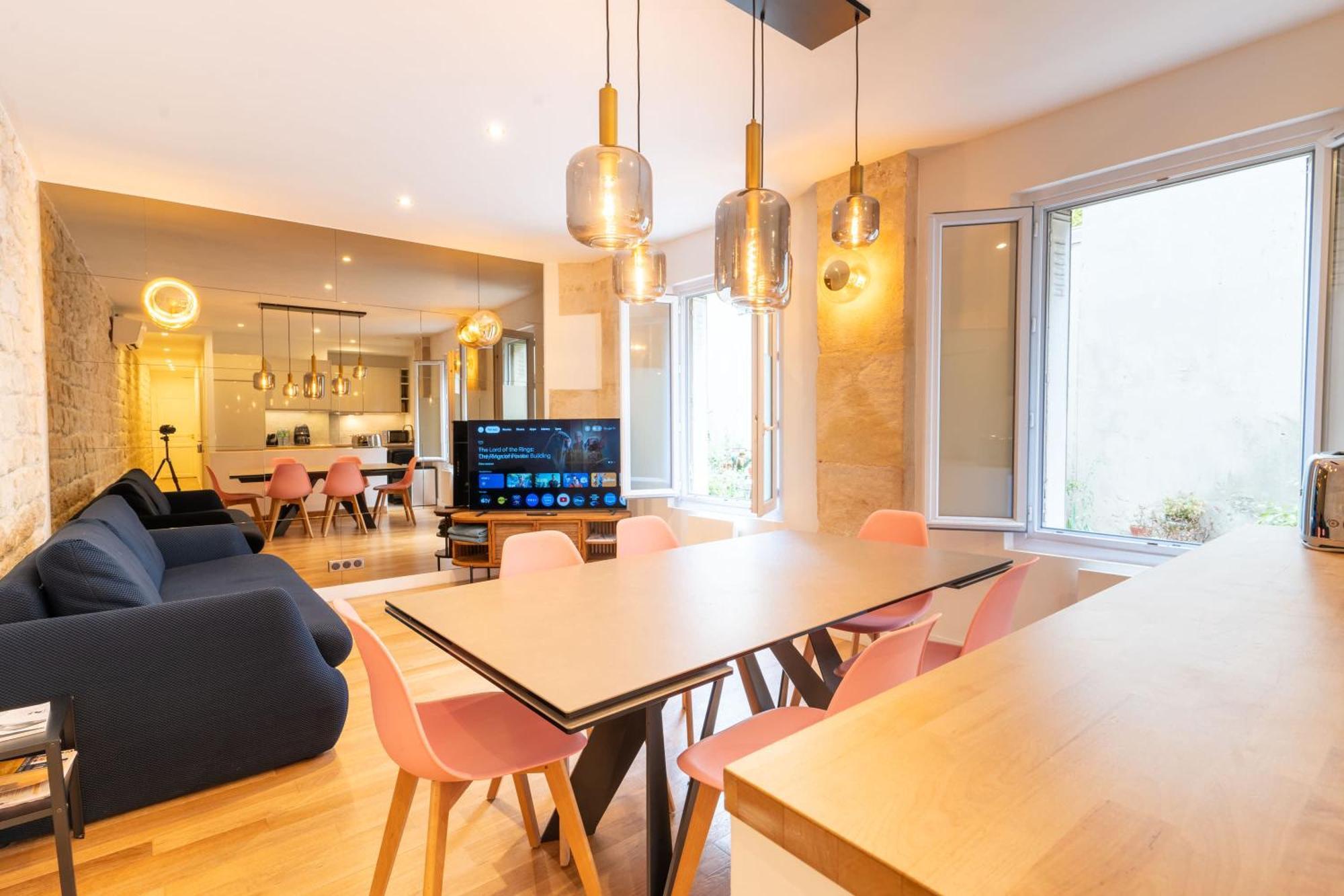 Loft 4 Bedroom Montmartre Pigalle Ac By Lcc Agency Paris Eksteriør bilde
